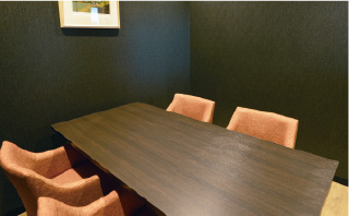 釧路トヨタ音更店　商談ルーム