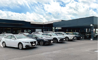 釧路トヨタ音更店　中古車展示場